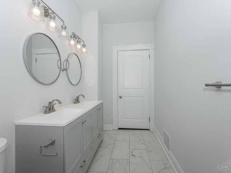 2232 Kemper Lane, Cincinnati, OH 45206 Photo 20