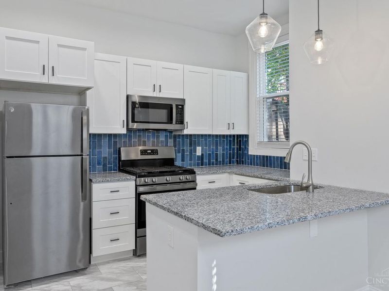 2232 Kemper Lane, Cincinnati, OH 45206 Photo 43