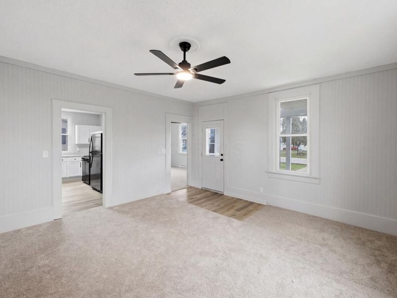 327 N High Street, Caledonia, OH 43314 Photo 6