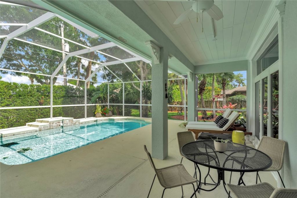 105 38th Court, Vero Beach, FL 32968 Photo