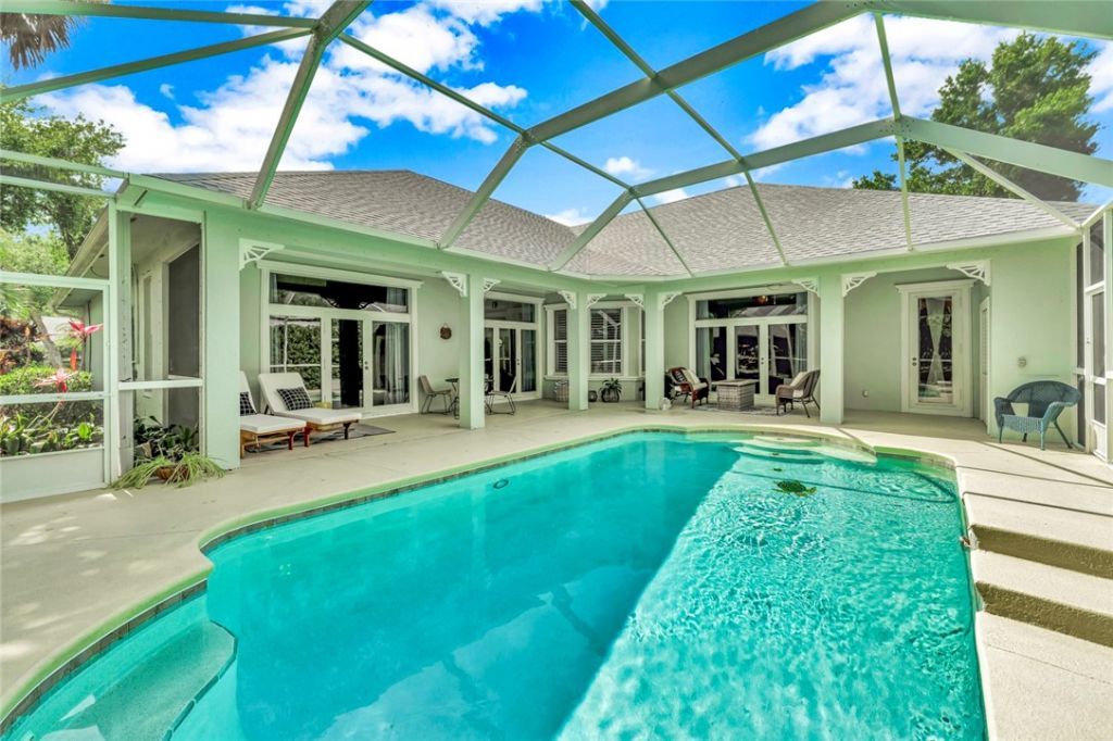 105 38th Court, Vero Beach, FL 32968 Photo