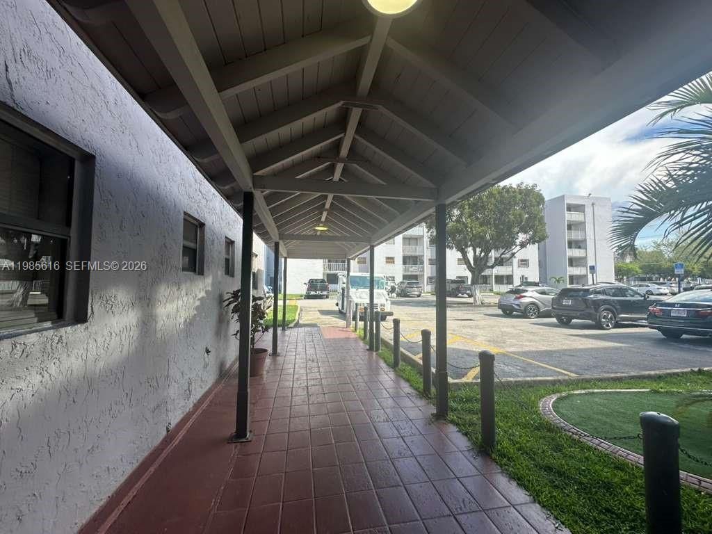 8185 NW 7th St , Unit 319, Miami, FL 33126 Photo