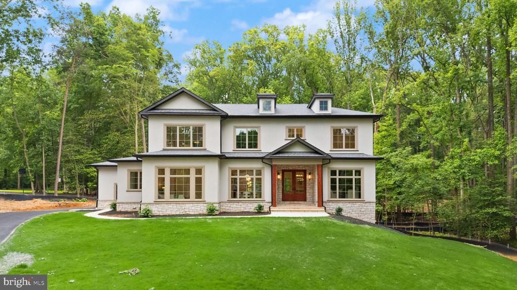 11121 Elmview Place , Great Falls, VA 22066 Main Photo