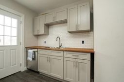 114 Kilbourne Road  photo 4