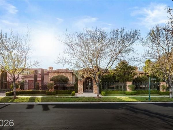 7 Chalk Hill Court , Las Vegas, NV 89141