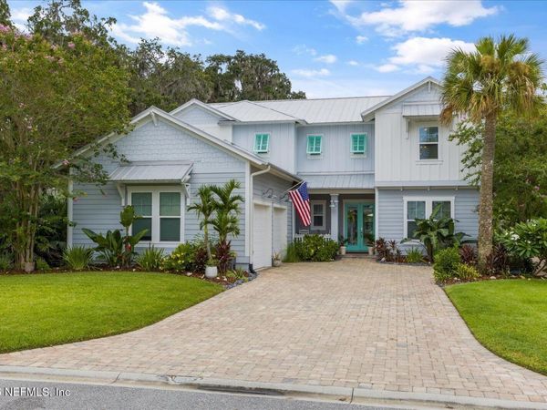 2041 WATERWAY ISLAND Lane, Jacksonville Beach, FL 32250