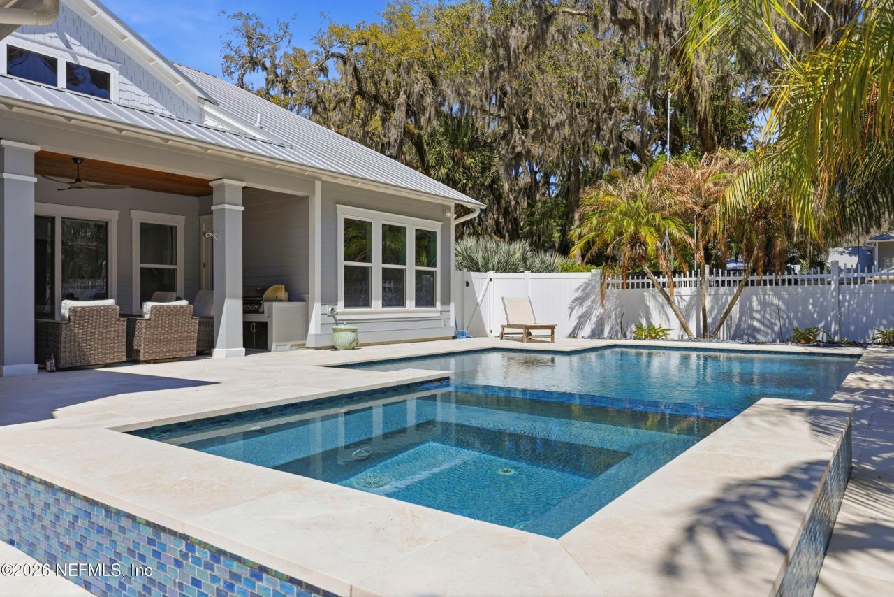 2041 Waterway Island Lane, Jacksonville Beach, FL 32250 Photo