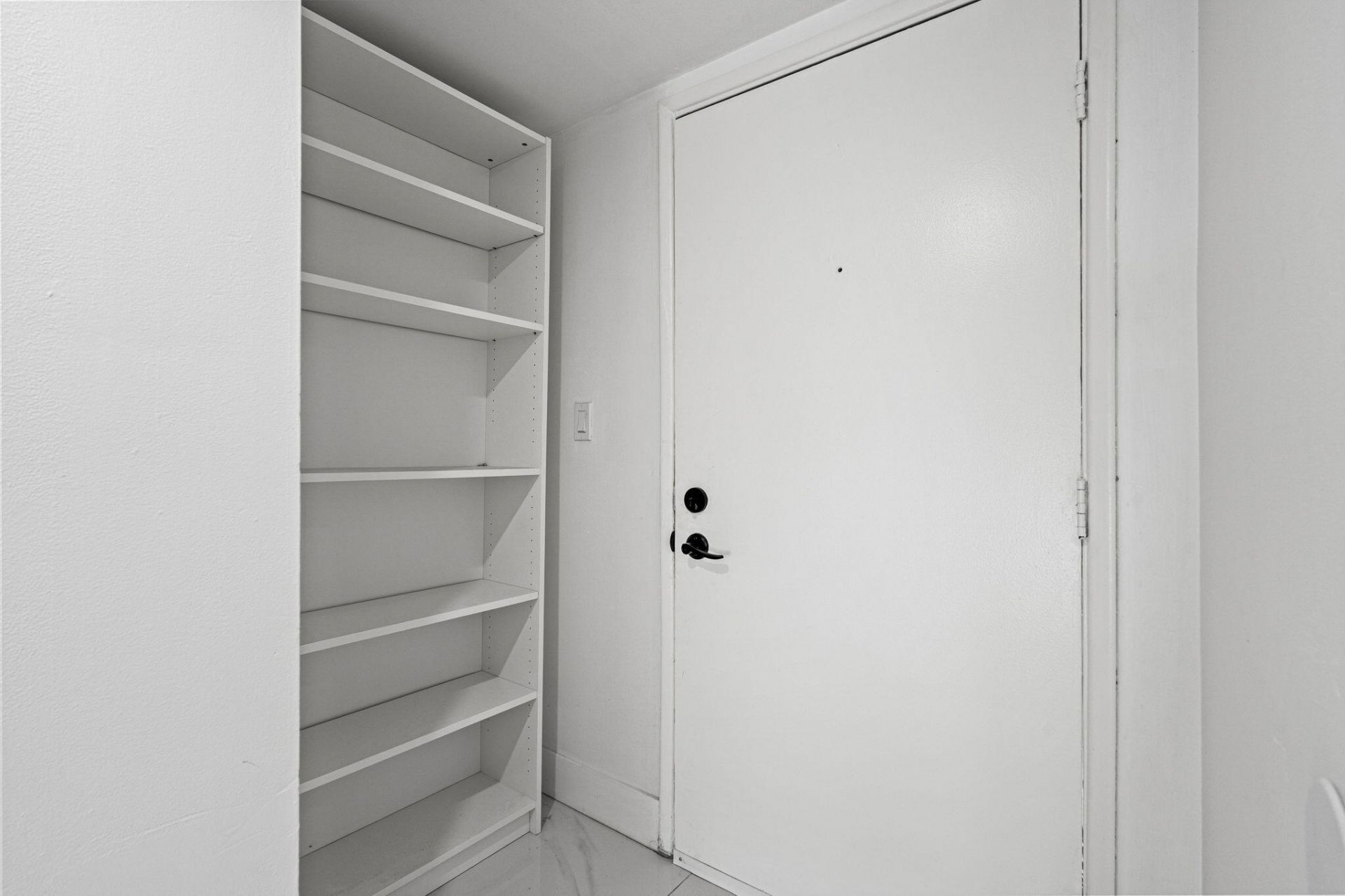 510 W Park Drive, Unit 104-3, Miami, FL 33172 Photo