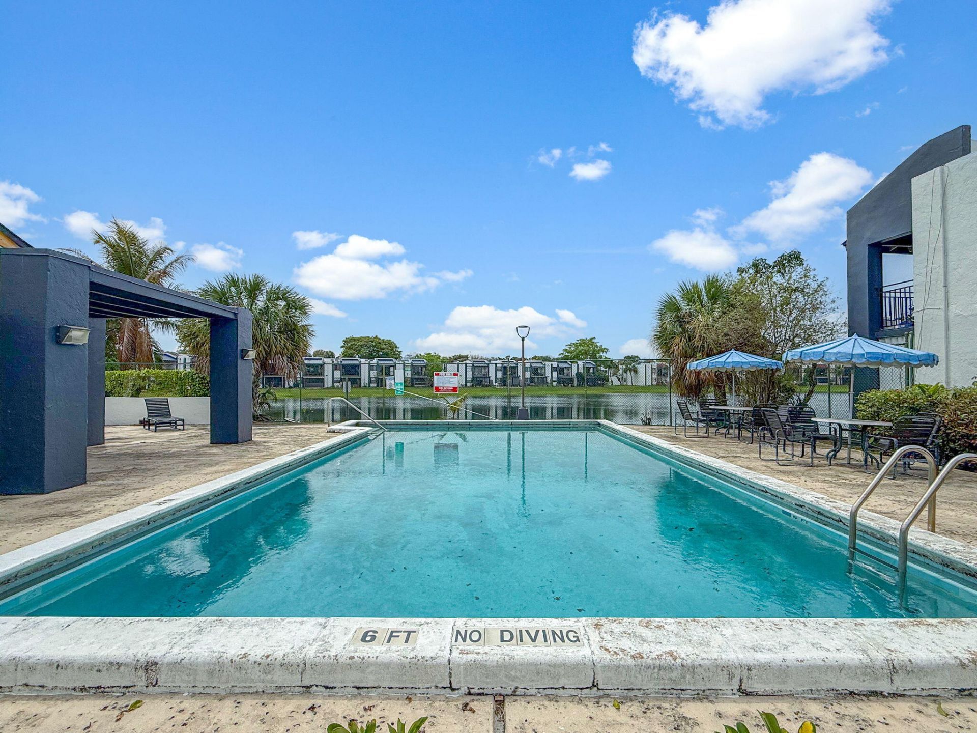 510 W Park Drive, Unit 104-3, Miami, FL 33172 Photo
