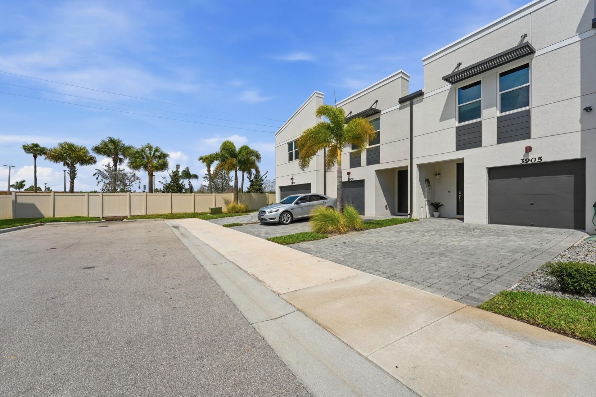 3905 SE Mentmore Lane, Stuart, FL 34997 Photo