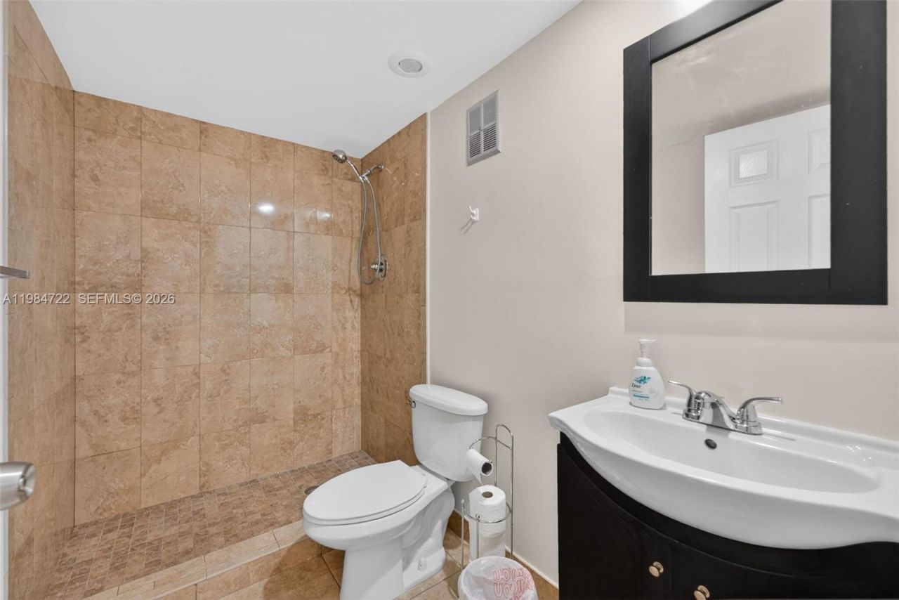 13182 SW 9th Ln , Miami, FL 33184 Photo