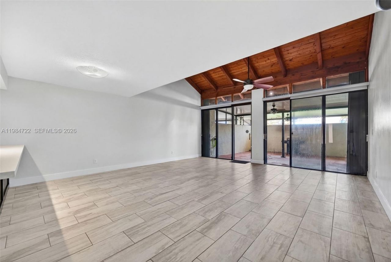 13182 SW 9th Ln , Miami, FL 33184 Photo