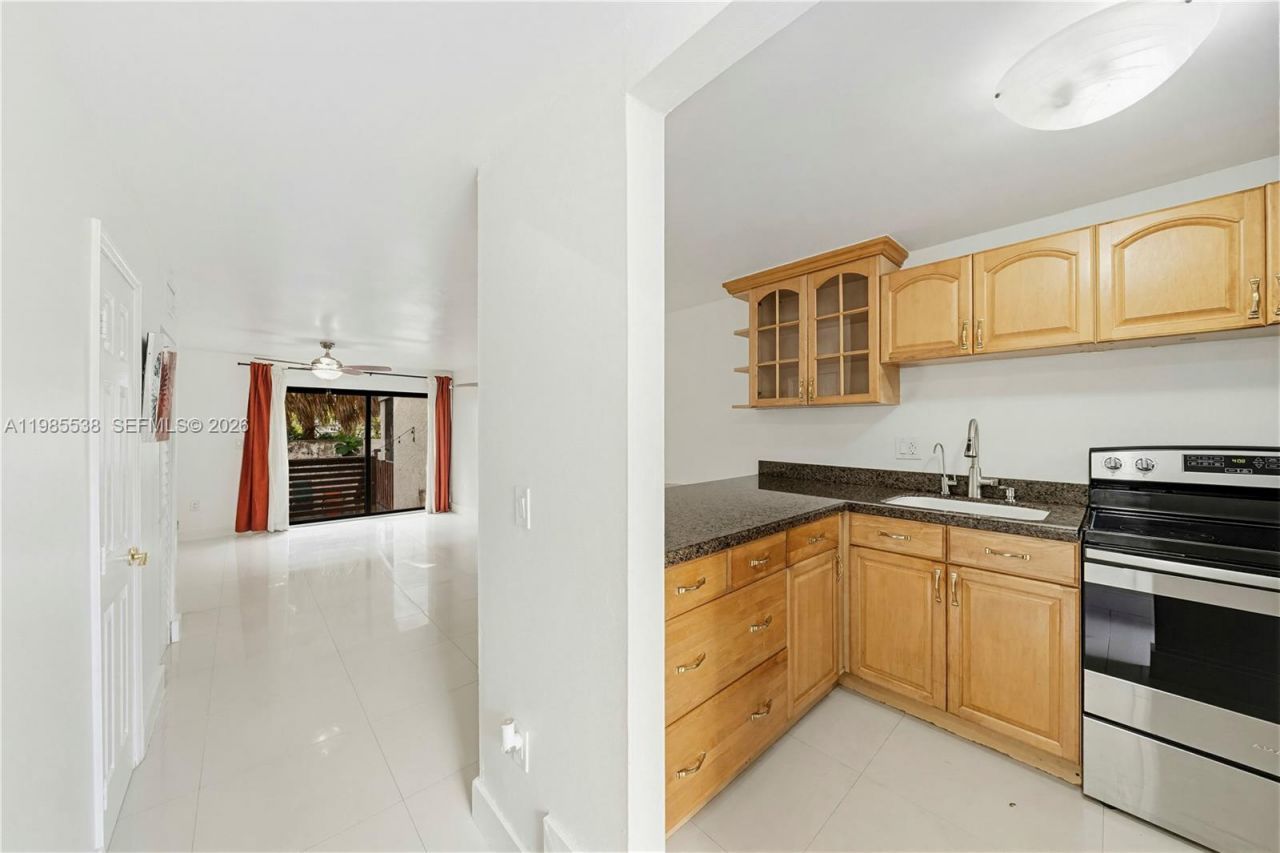 1901 NW S River Dr , Unit 30C, Miami, FL 33125 Photo