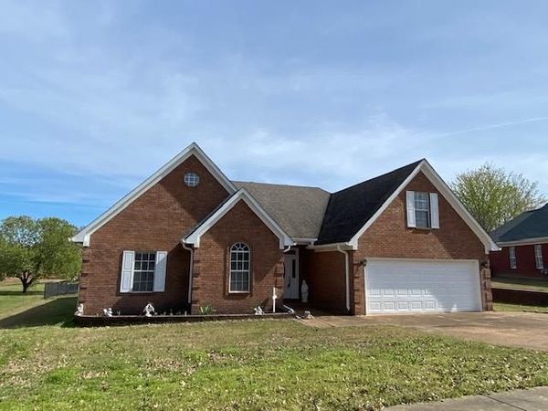 1268 South Lake Drive, Hernando, MS 38632