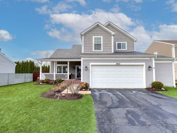 2953 Deerpath Court , Carpentersville, IL 60110