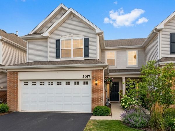 2017 Pembridge Lane , Joliet, IL 60431