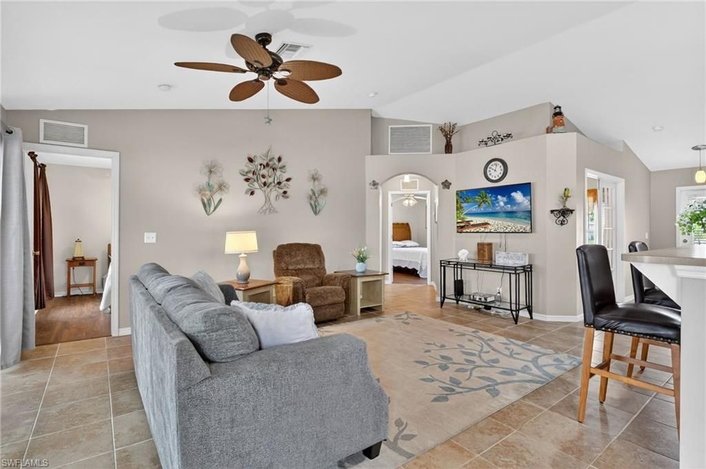 2707 NE 5th Ave , Cape Coral, FL 33909 Photo