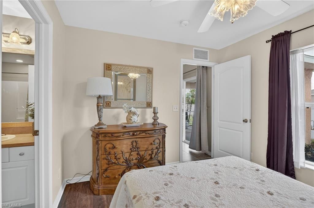 2707 NE 5th Ave , Cape Coral, FL 33909 Photo