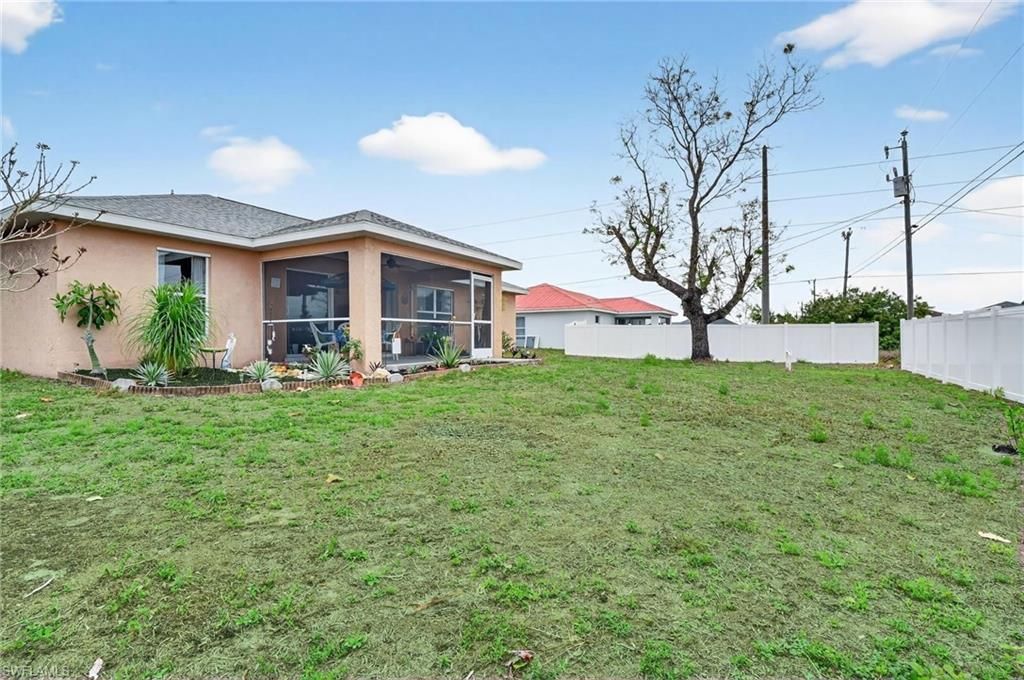 2707 NE 5th Ave , Cape Coral, FL 33909 Photo