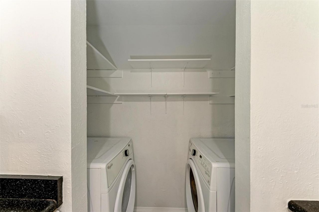 4477 Sandner Drive , Sarasota, FL 34243 Photo