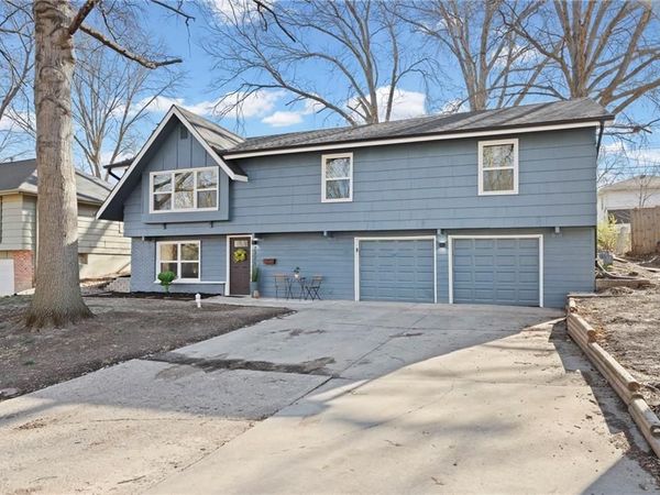 7325 Hardy Avenue, Raytown, MO 64133