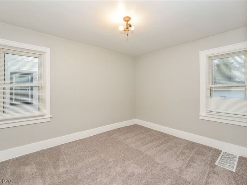 19381 Monterey Avenue, Euclid, OH 44119 Photo 11