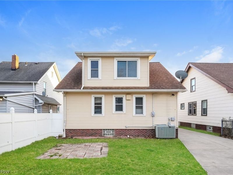 19381 Monterey Avenue, Euclid, OH 44119 Photo 14