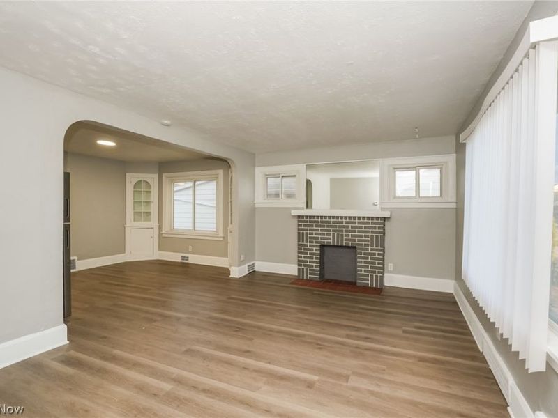 19381 Monterey Avenue, Euclid, OH 44119 Photo 2