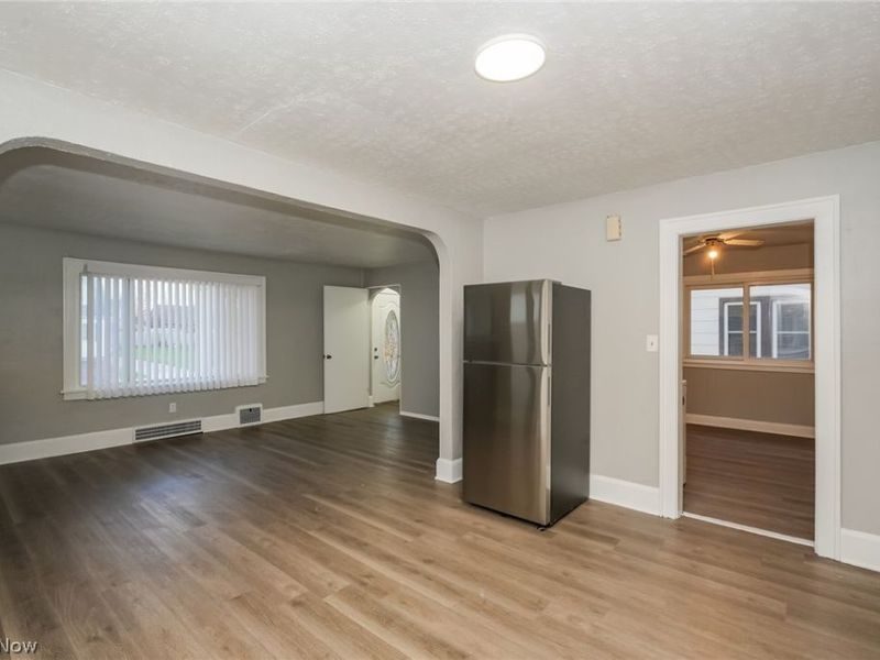 19381 Monterey Avenue, Euclid, OH 44119 Photo 4