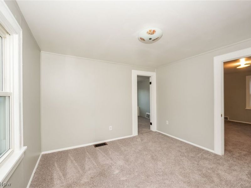 19381 Monterey Avenue, Euclid, OH 44119 Photo 7