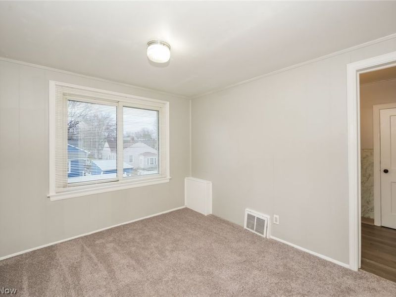 19381 Monterey Avenue, Euclid, OH 44119 Photo 9