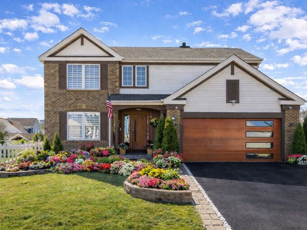 55 WILLOW Road, Wheeling, IL 60090