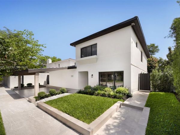 2805 SW 4th Ave, Miami, FL 33129