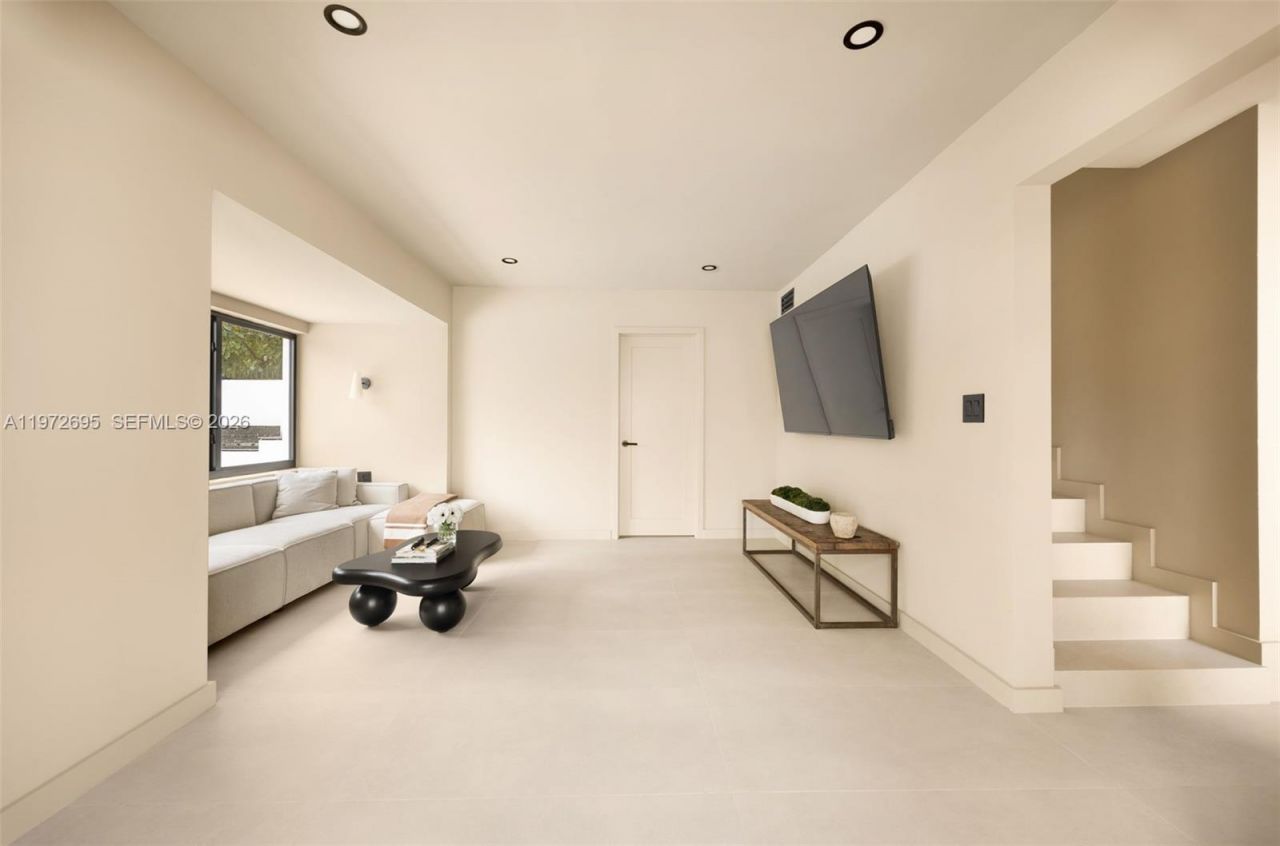 2805 SW 4th Ave, Miami, FL 33129 Photo