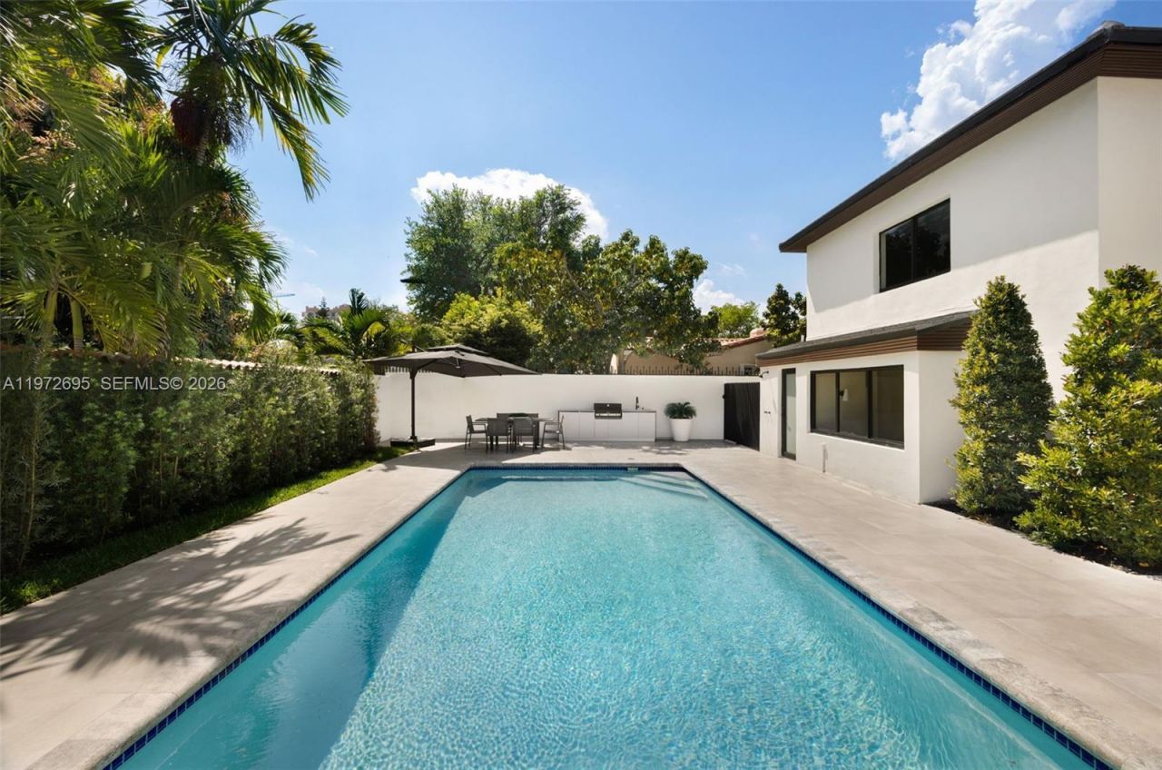 2805 SW 4th Ave, Miami, FL 33129 Photo