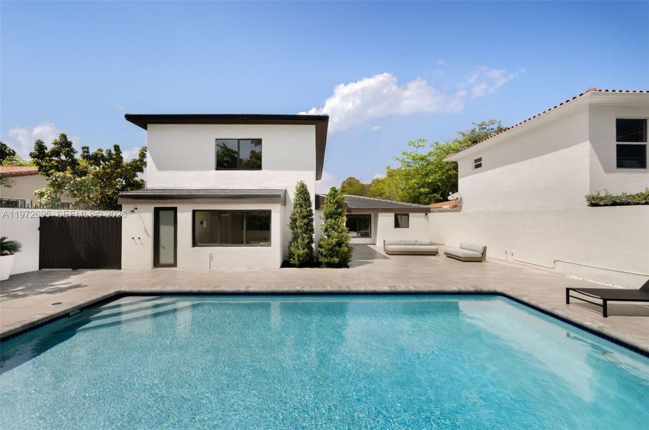 2805 SW 4th Ave, Miami, FL 33129 Photo