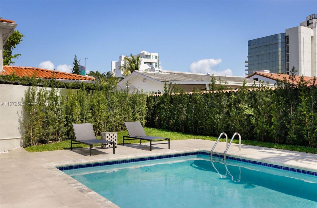 2805 SW 4th Ave, Miami, FL 33129 Photo