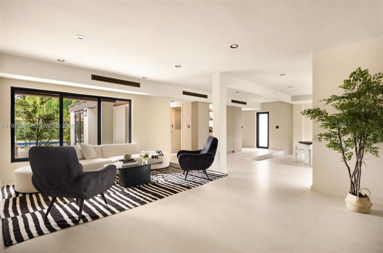 2805 SW 4th Ave, Miami, FL 33129 Photo