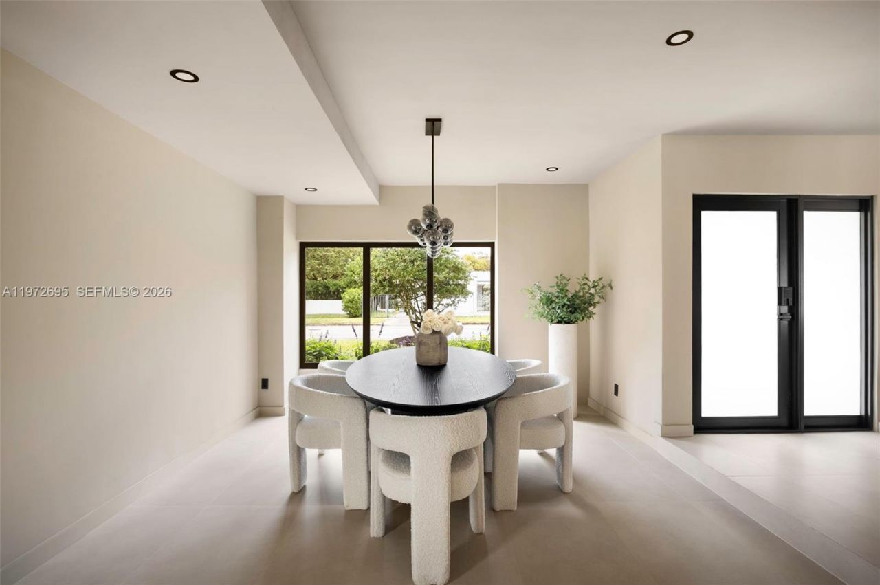 2805 SW 4th Ave, Miami, FL 33129 Photo