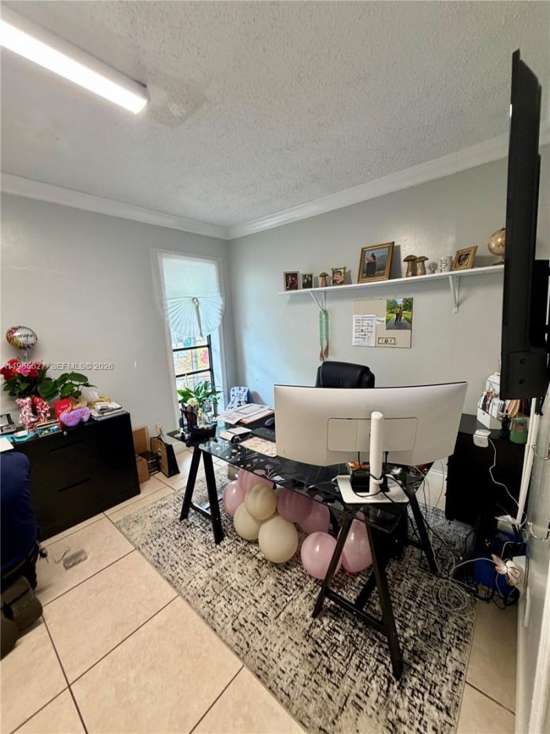 4537 W Broward Blvd, Plantation, FL 33317 Photo