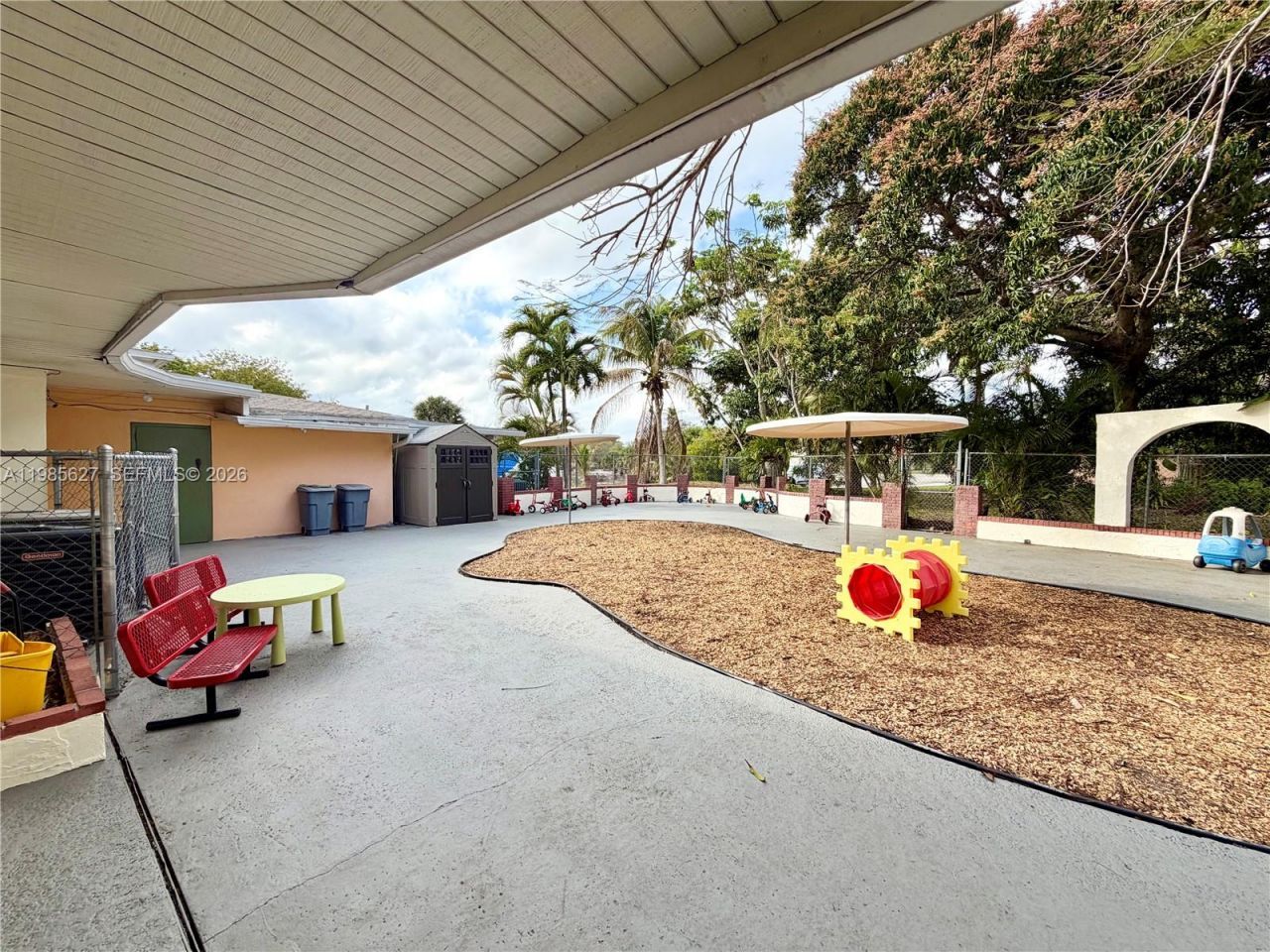 4537 W Broward Blvd, Plantation, FL 33317 Photo