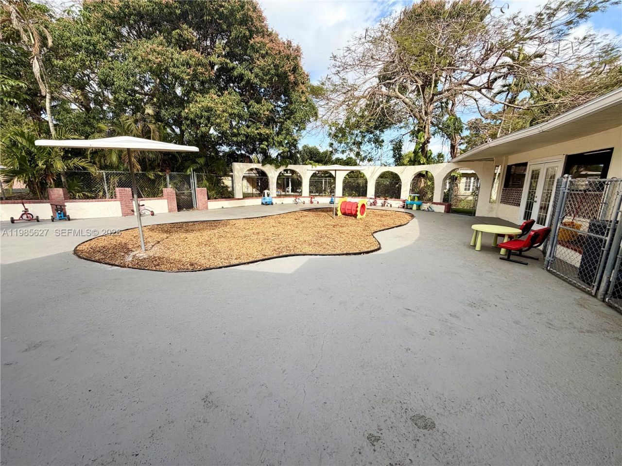 4537 W Broward Blvd, Plantation, FL 33317 Photo