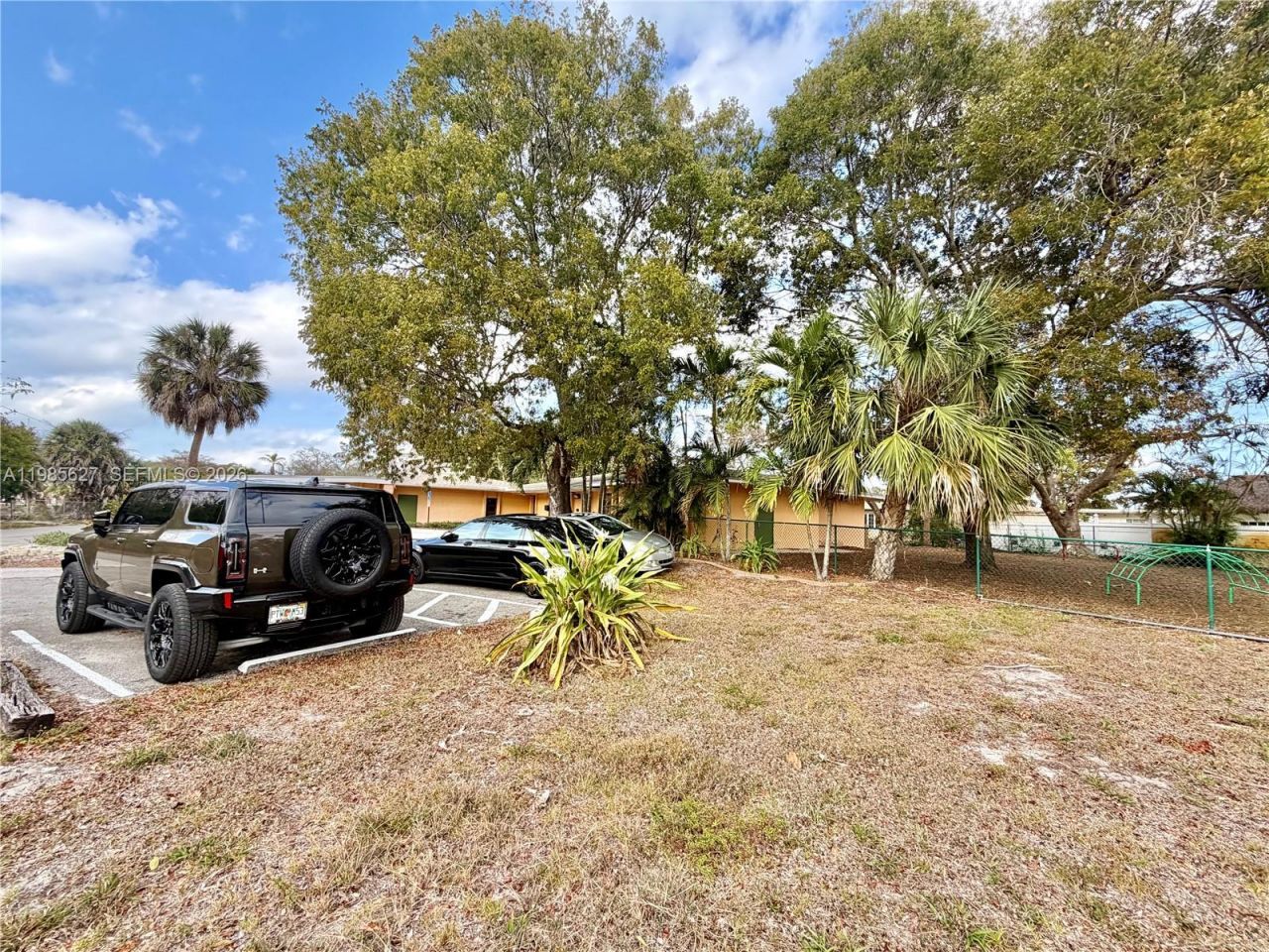 4537 W Broward Blvd, Plantation, FL 33317 Photo