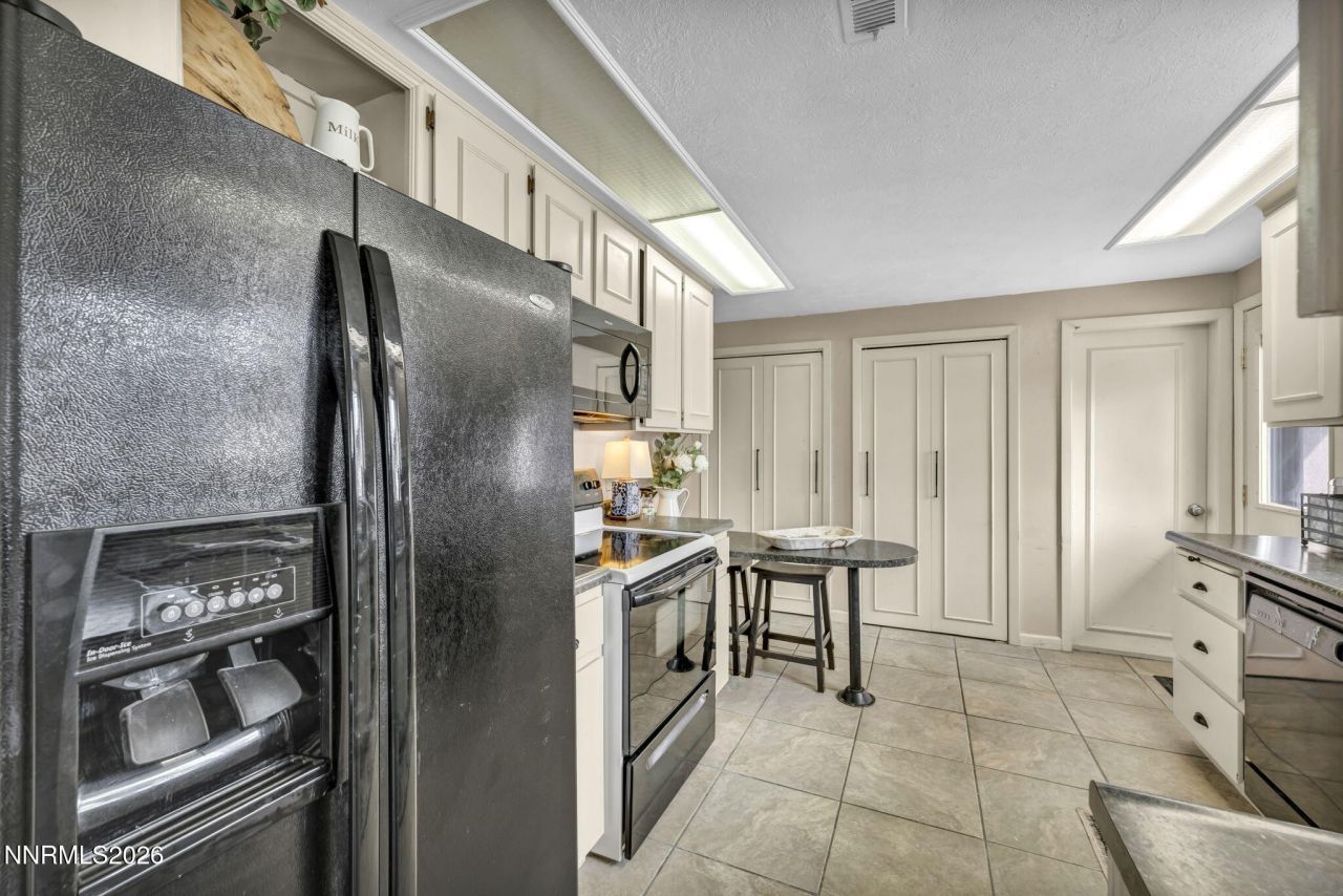 1575 Railroad Drive, Carson City, NV 89701 Photo