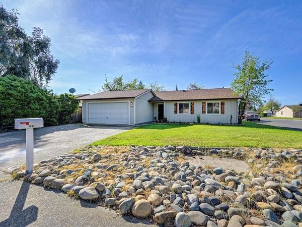 4592 Tuttle Dr, Rocklin, CA 95677