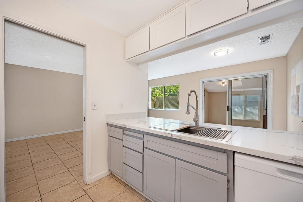 4592 Tuttle Dr, Rocklin, CA 95677 Photo