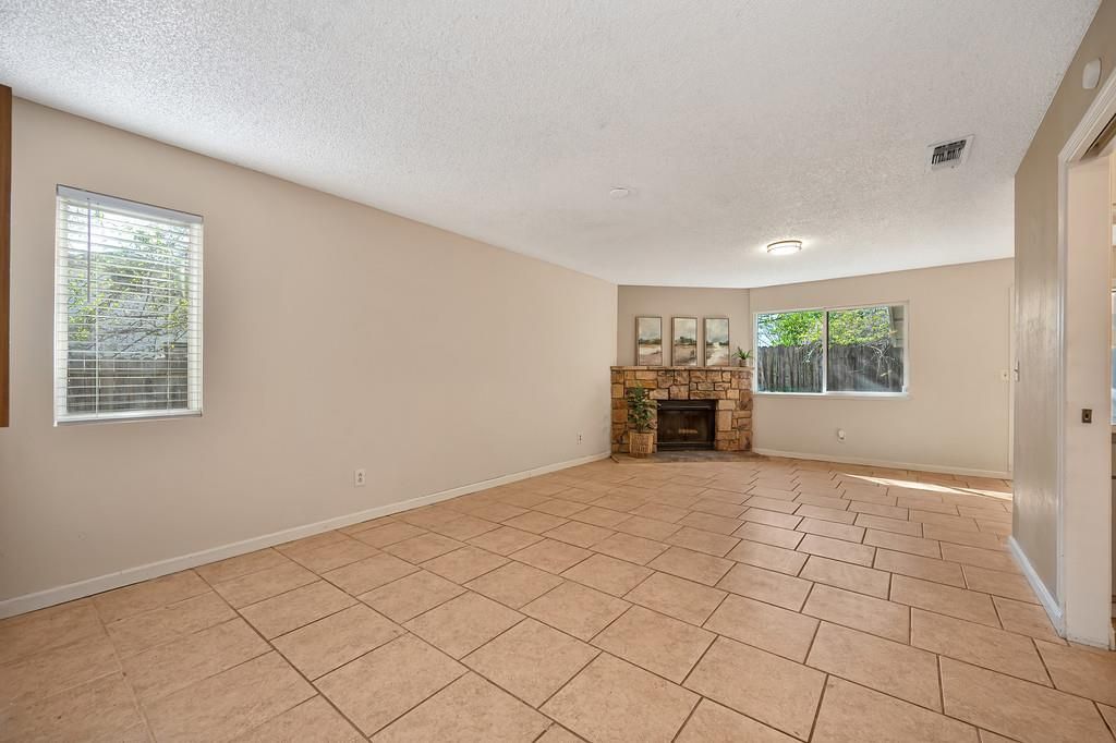 4592 Tuttle Dr, Rocklin, CA 95677 Photo