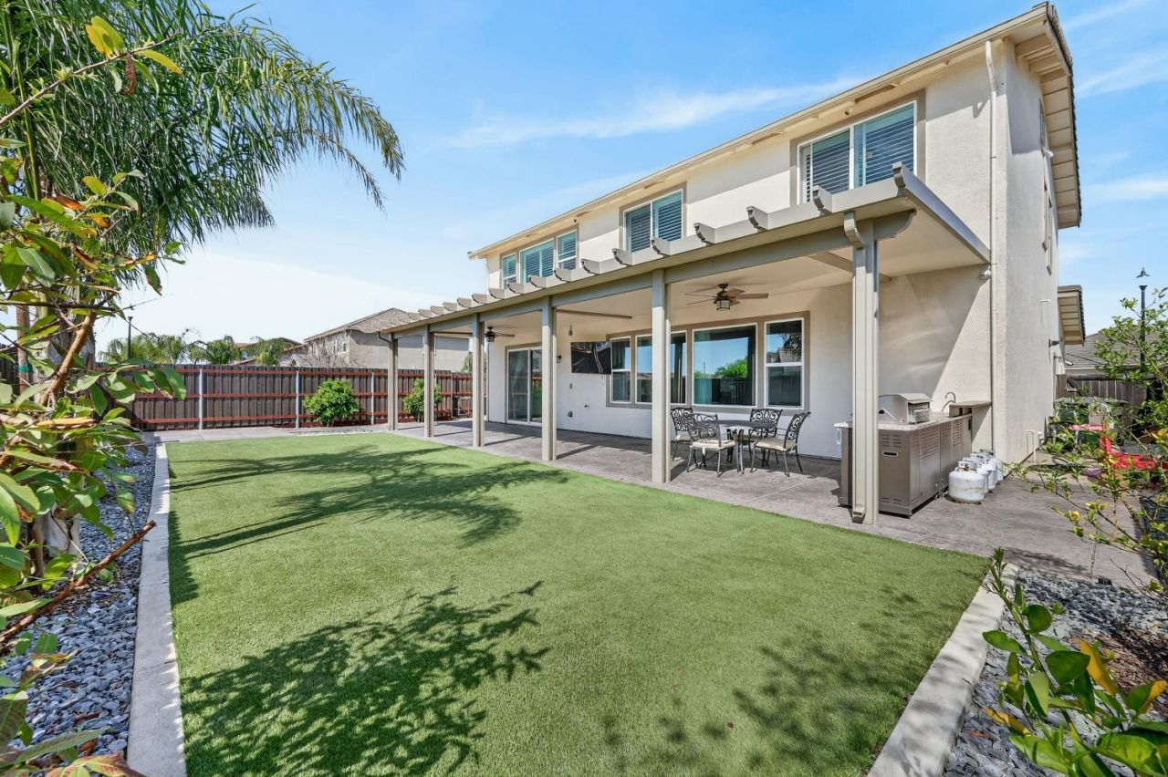 4265 Hydra Cir, Roseville, CA 95747 Photo