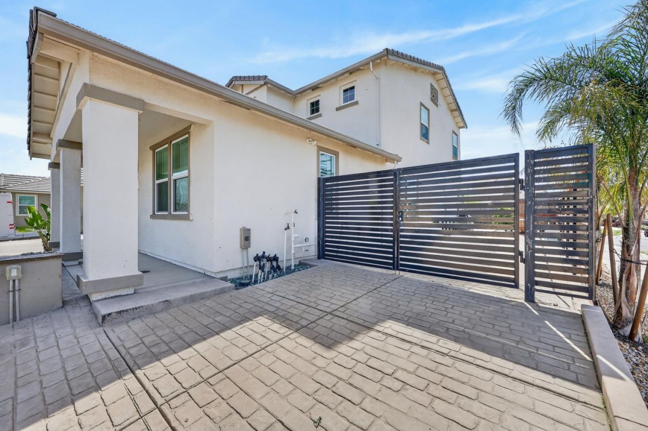 4265 Hydra Cir, Roseville, CA 95747 Photo