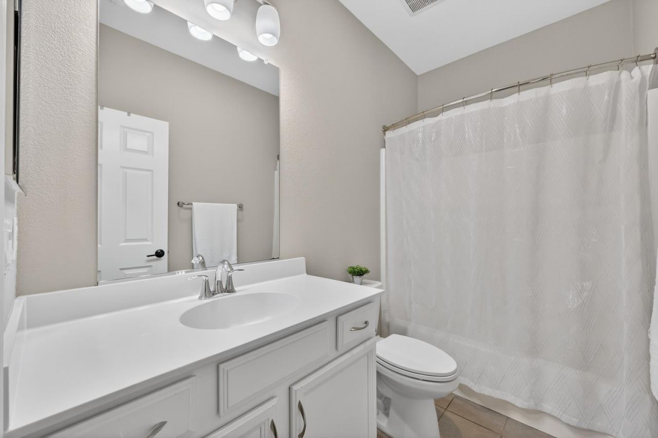 4265 Hydra Cir, Roseville, CA 95747 Photo